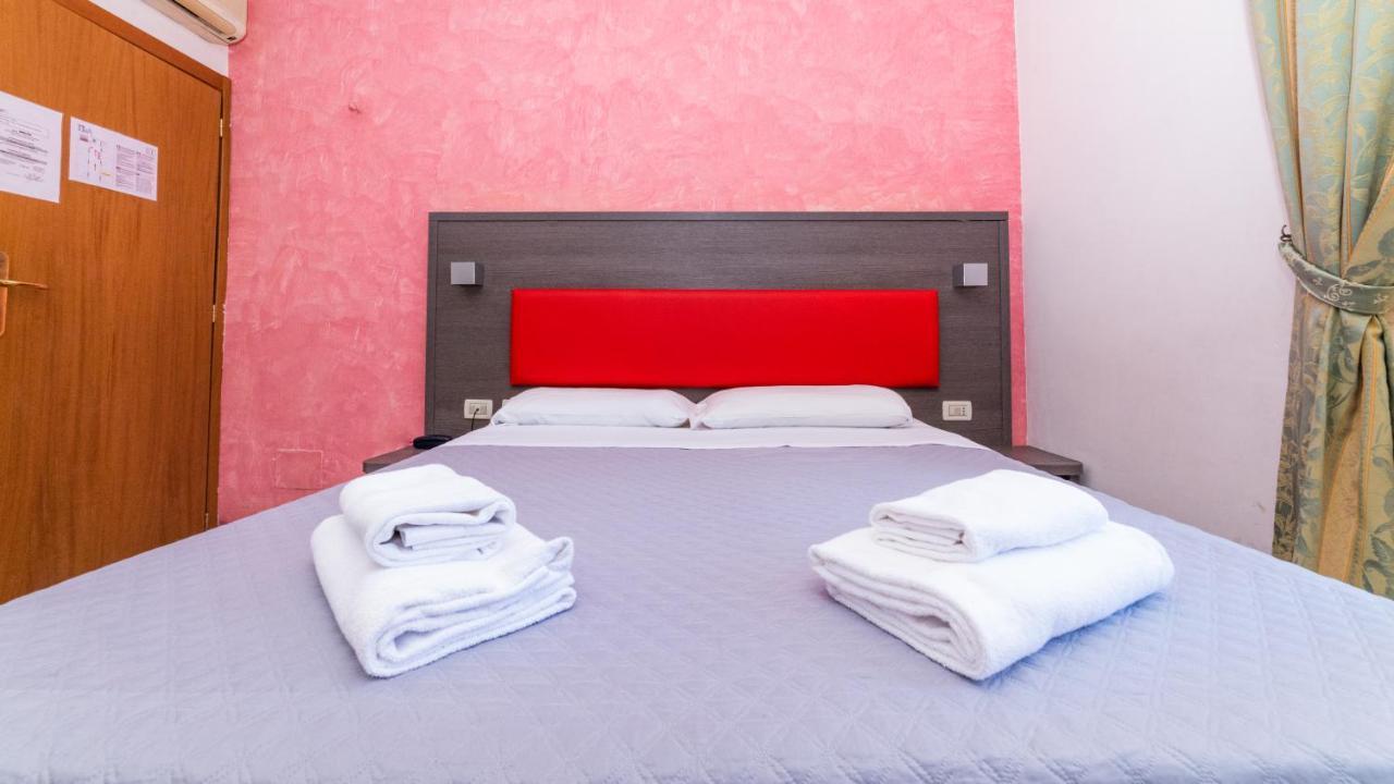 Hotel Center 1 Рим Екстер'єр фото